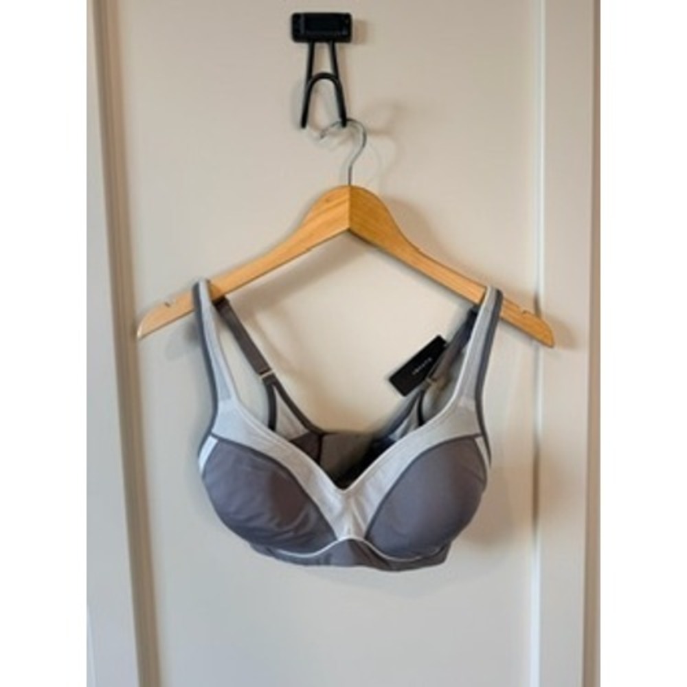 Natori Gravity High Impact Sports Bra Grey White 32DDD Underwire Mesh